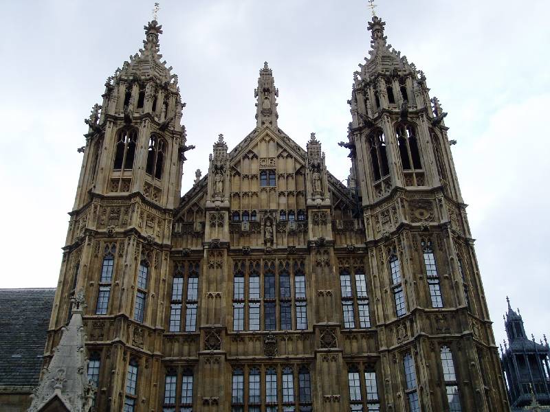 208London 